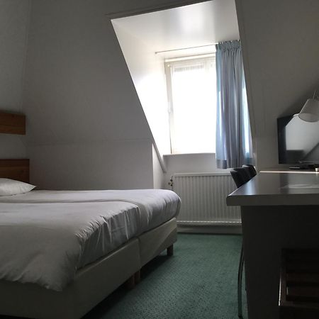 Hotel Steensel المظهر الخارجي الصورة