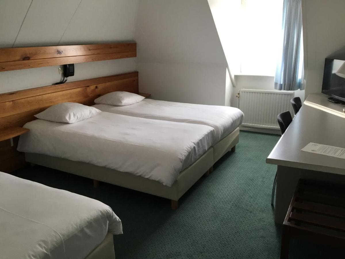 Hotel Steensel المظهر الخارجي الصورة